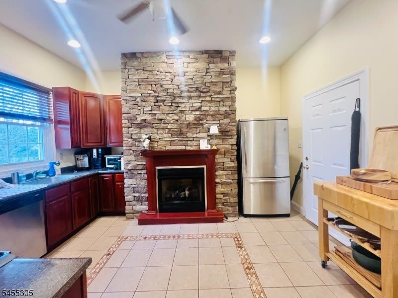 47 Ridgedale Ave – photo 2