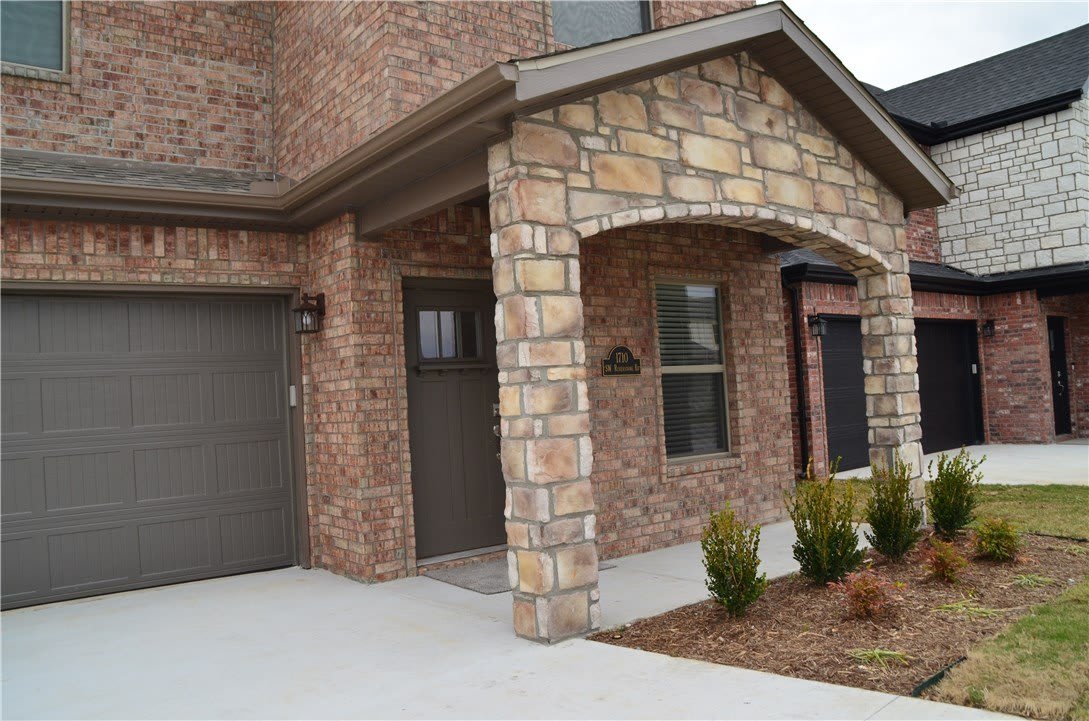 1710 SW Riverstone Road – photo 2