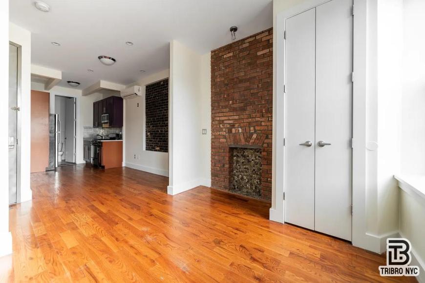 215 Marion Street – photo 3