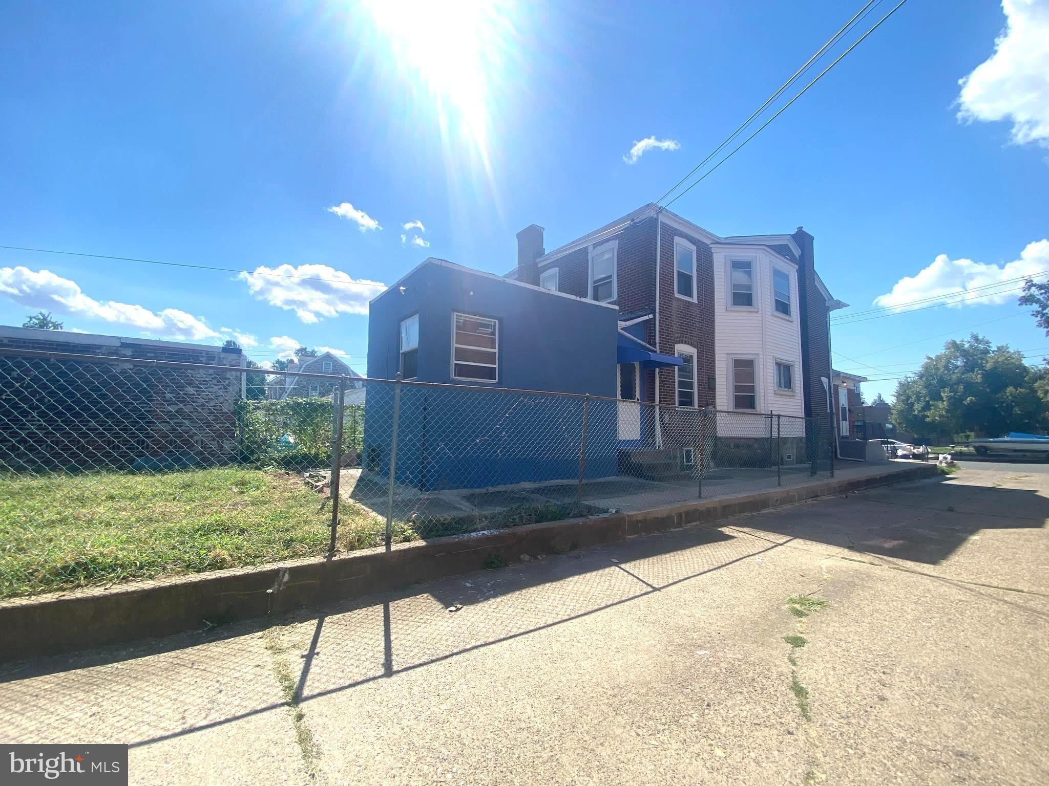 2241 KNORR Street – photo 4