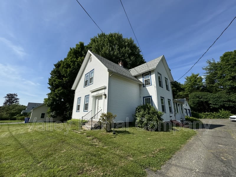 166 Old Amherst Road – photo 1
