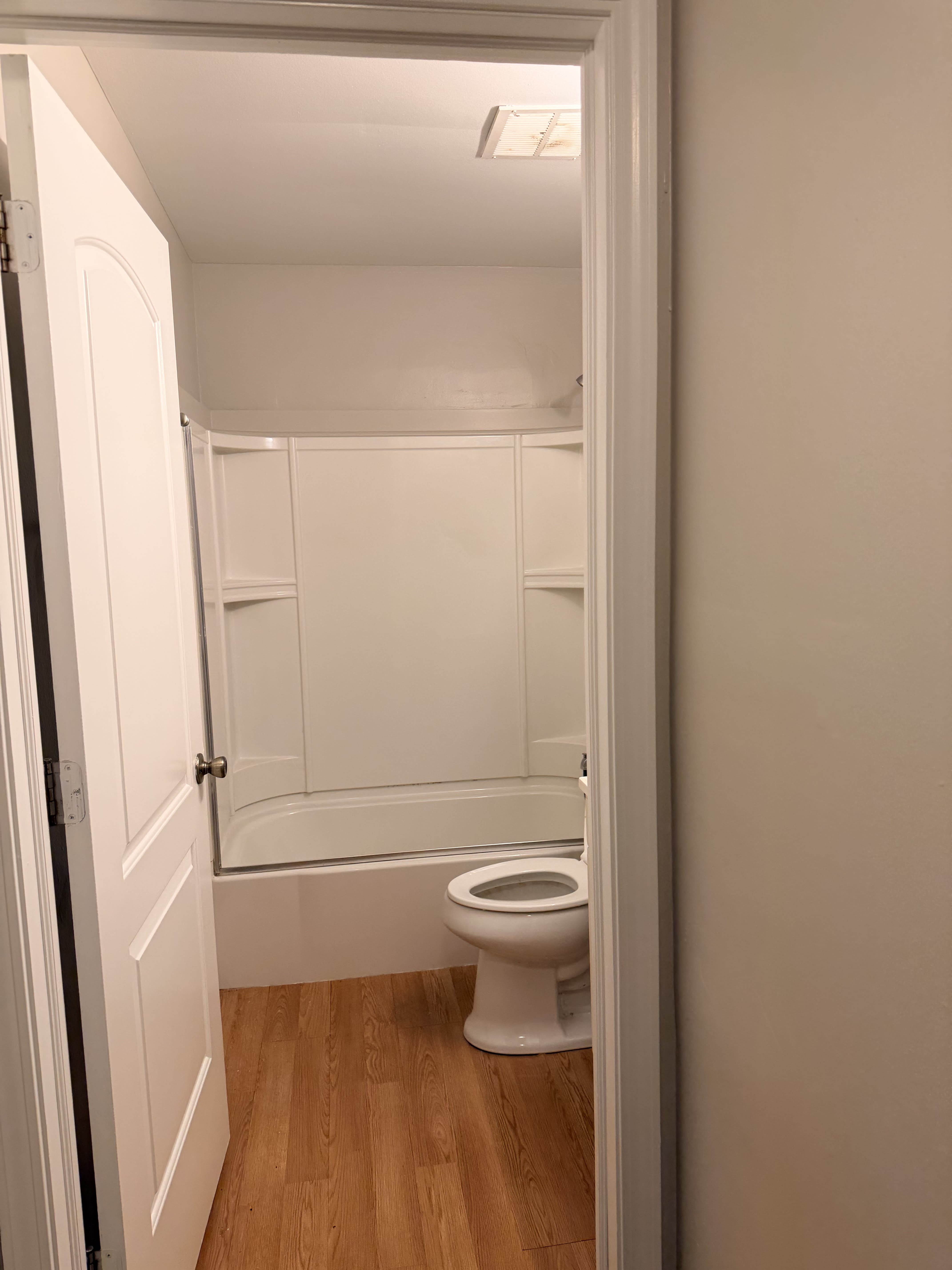 917 Park St – photo 3
