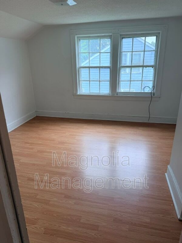 1440 Perry Ave. – photo 4