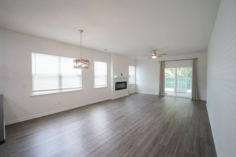 24 Crown Ct – photo 4