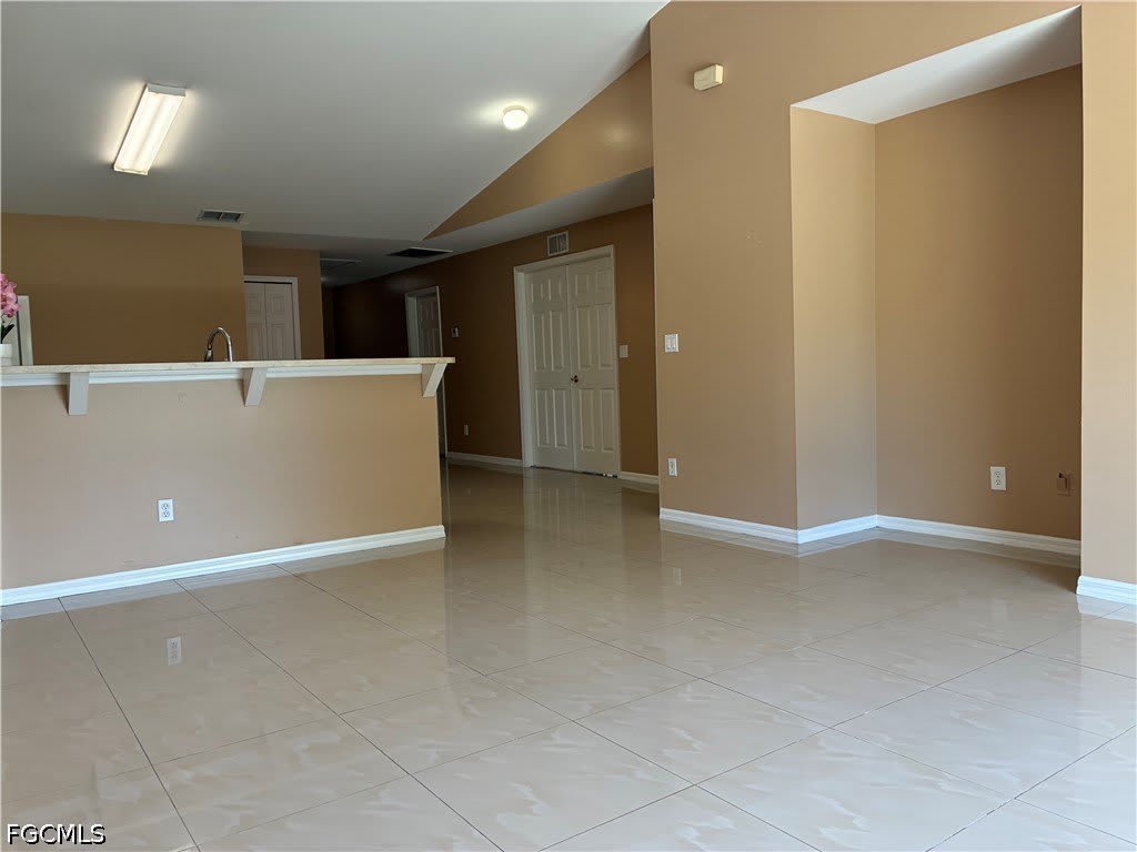 10741 Robinson Street – photo 2
