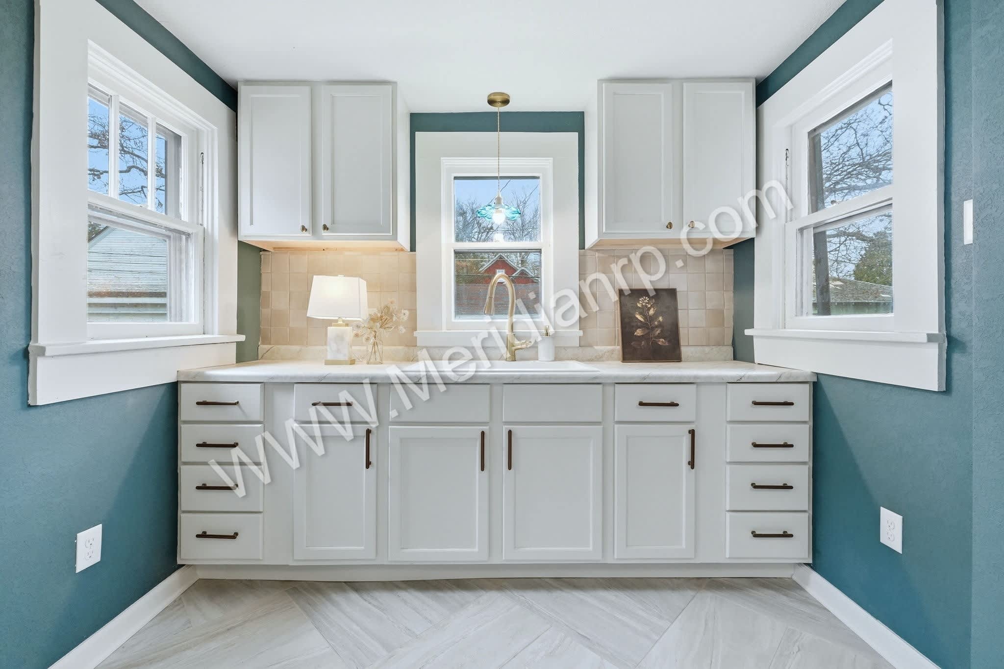 931 Woodview Boulevard – photo 3