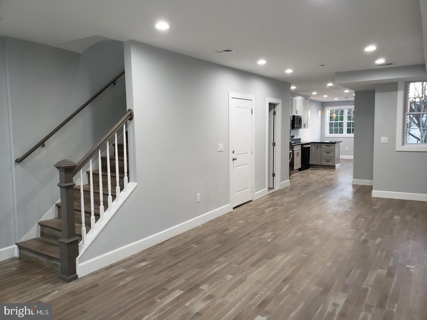 752 LAMONT Street NW – photo 1