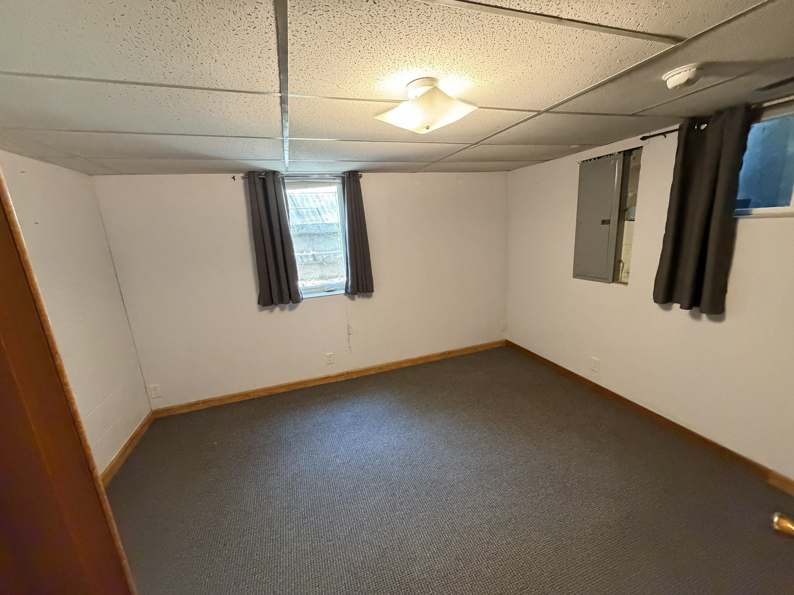 3340 Hillside Street – photo 4