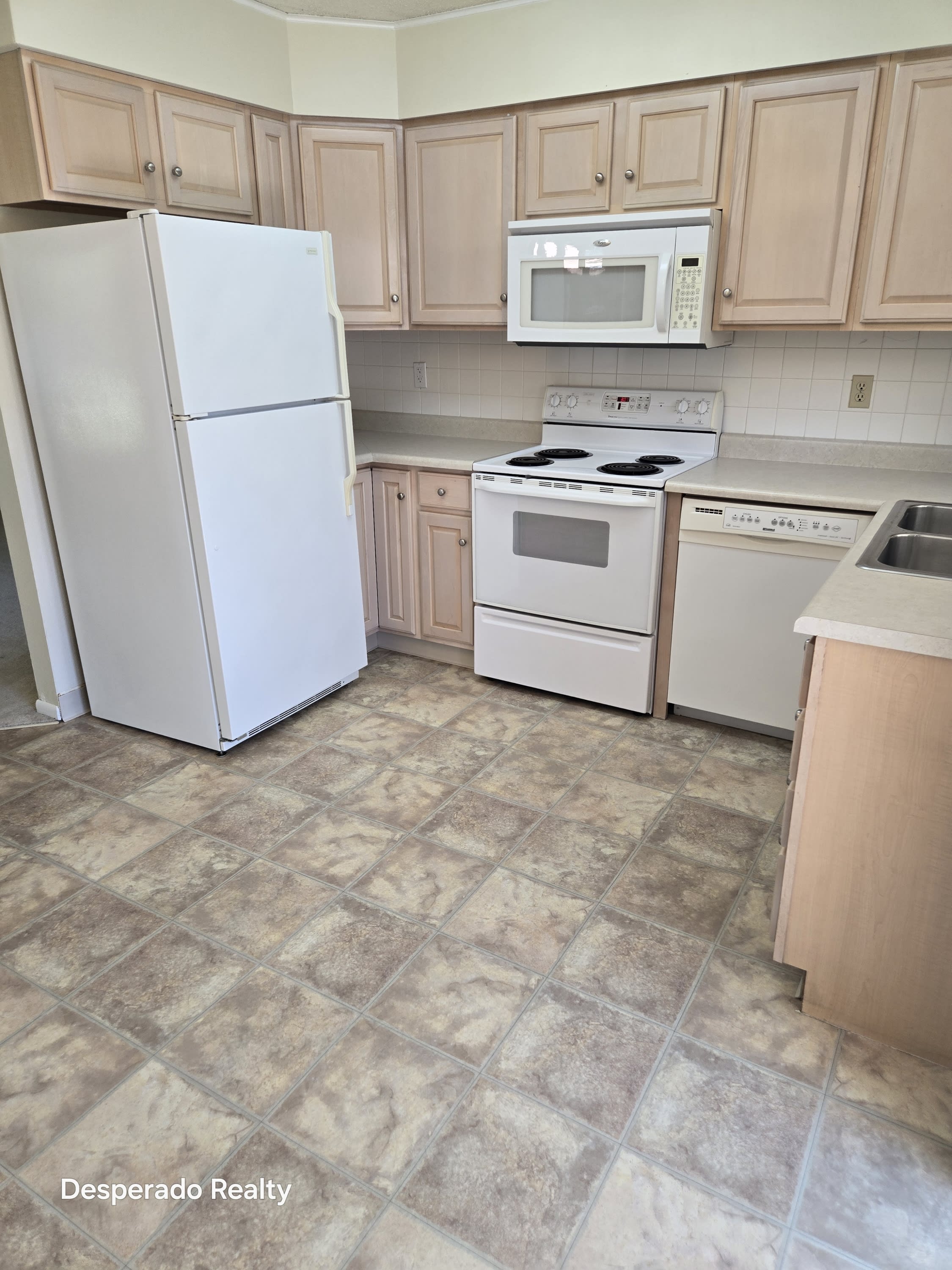 414 East Thunderbird Drive – photo 4