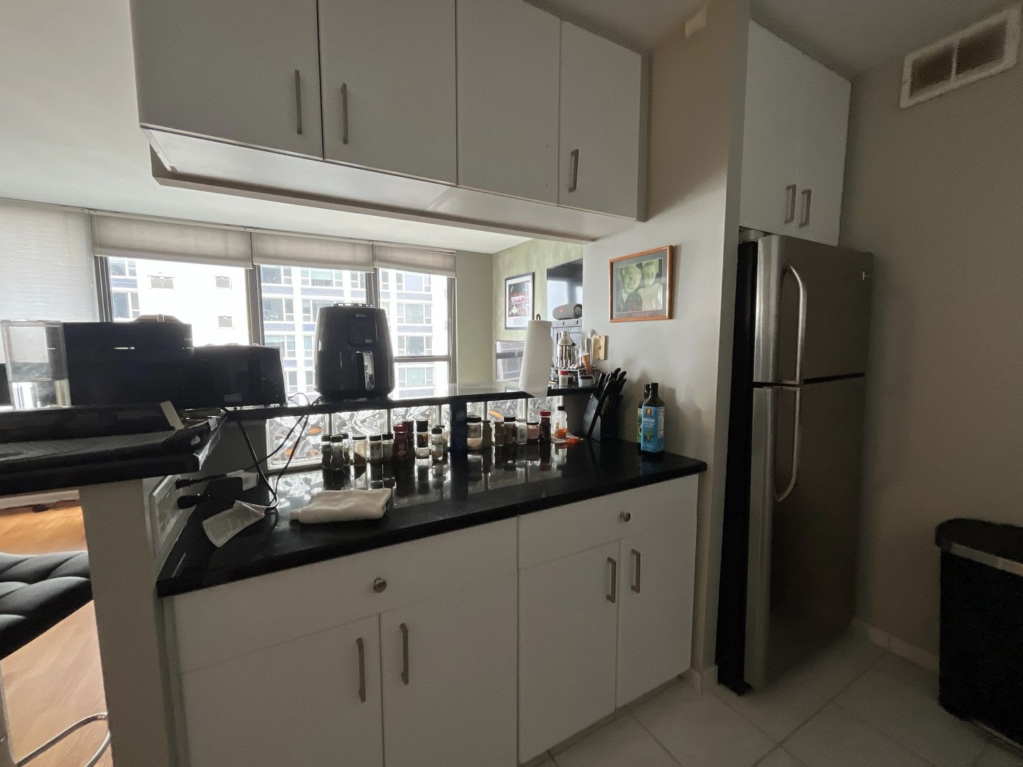 Gold Coast Fantastic 1Bd 1Bth Apartment For Rent – photo 2