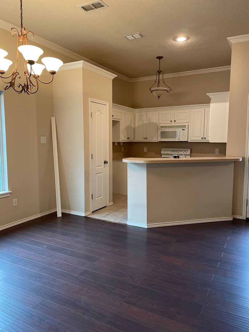 Beautiful Clean Gem Available September! – photo 4
