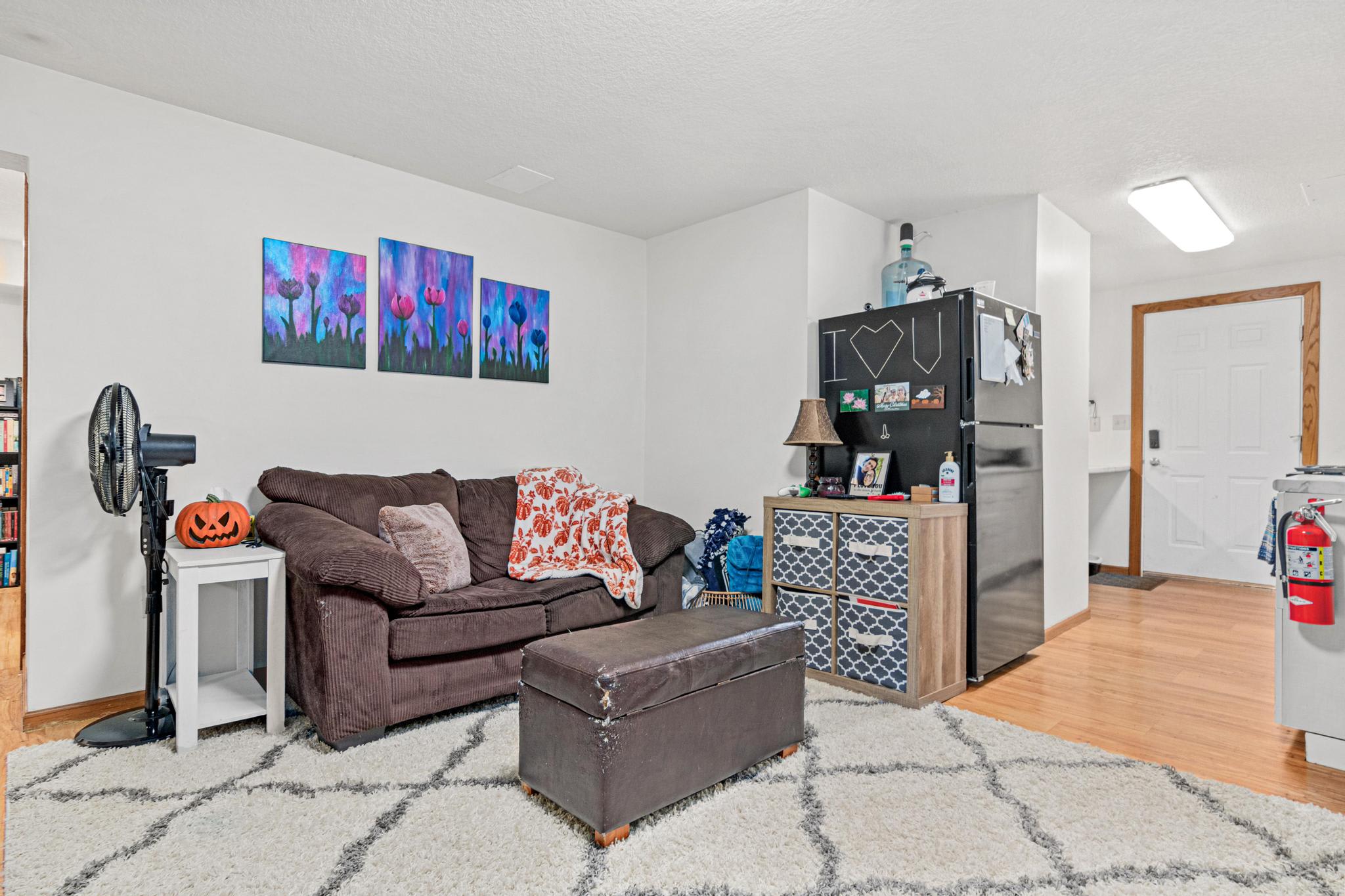 2537 Aldrich Avenue South – photo 4