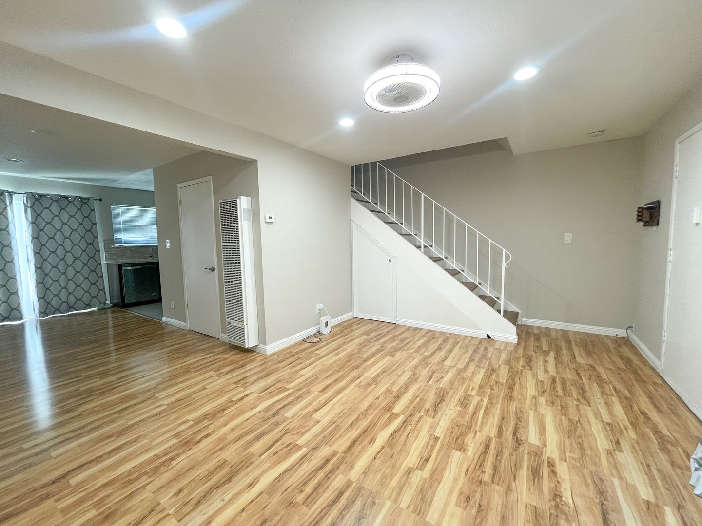 Updated 2 bed 1.5 bath townhome in central Fremont close to Fremont Bart – photo 3
