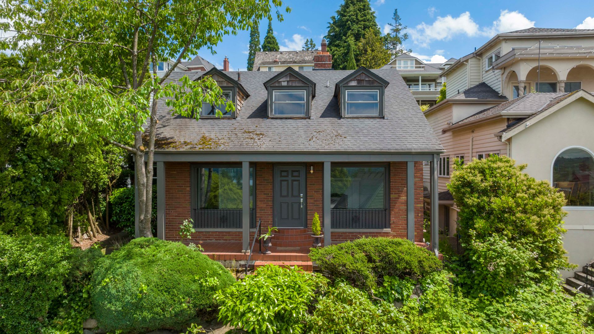 2 Weeks Free Historic Laurelhurst Home Quiet Neighborhood Stunning Water View 4 Mins To U Village Uw – photo 2