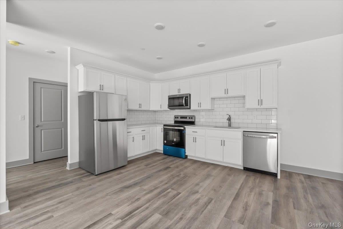 75 Forester Avenue – photo 2