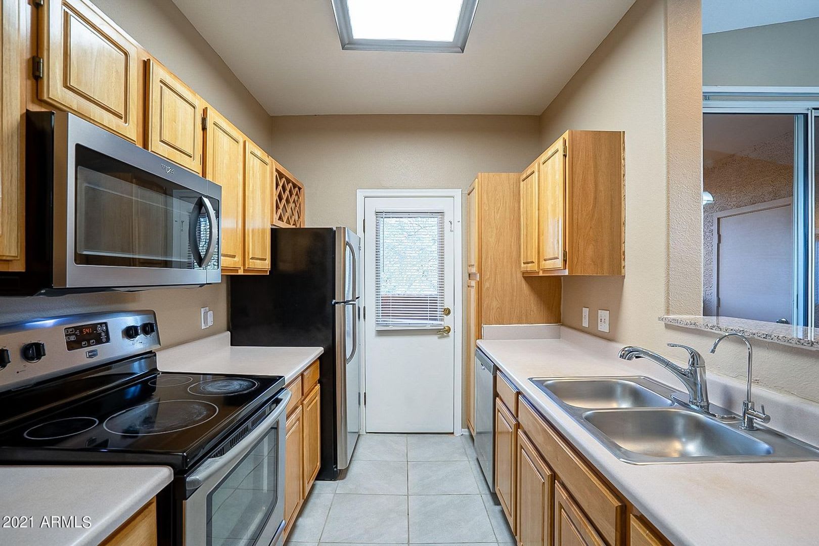Premium Luxury 2 Bed 2 Bath condo with nicel view!! – photo 4