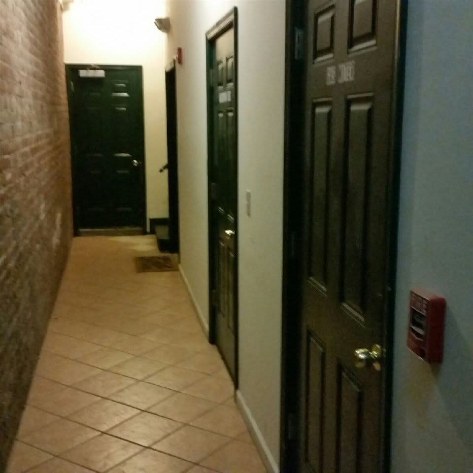 385 AVENUE C – photo 3