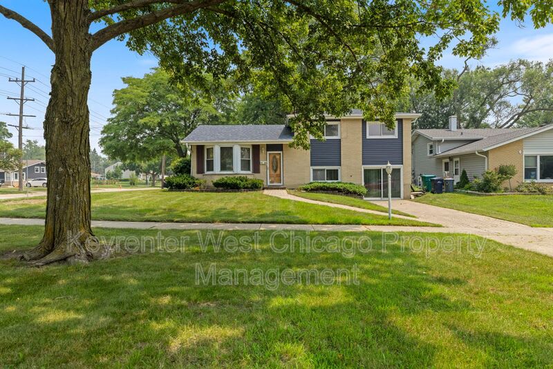 1003 S Finley Rd – photo 2