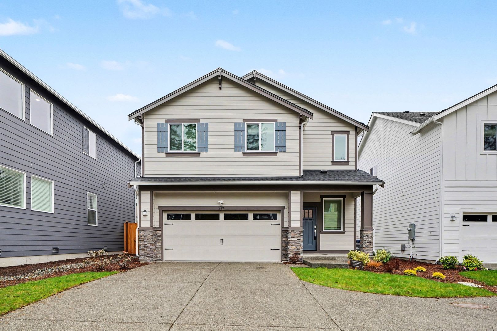 Charming Home In Bothell Prime Location Modern Comfort 219 179Th Street Se Bothell Wa 98021 3 600 – photo 2