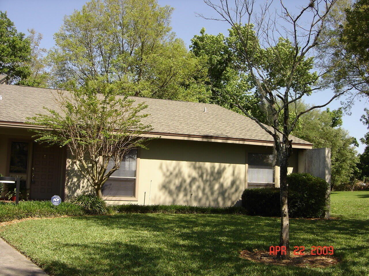10123 CROSS GREEN Way – photo 3