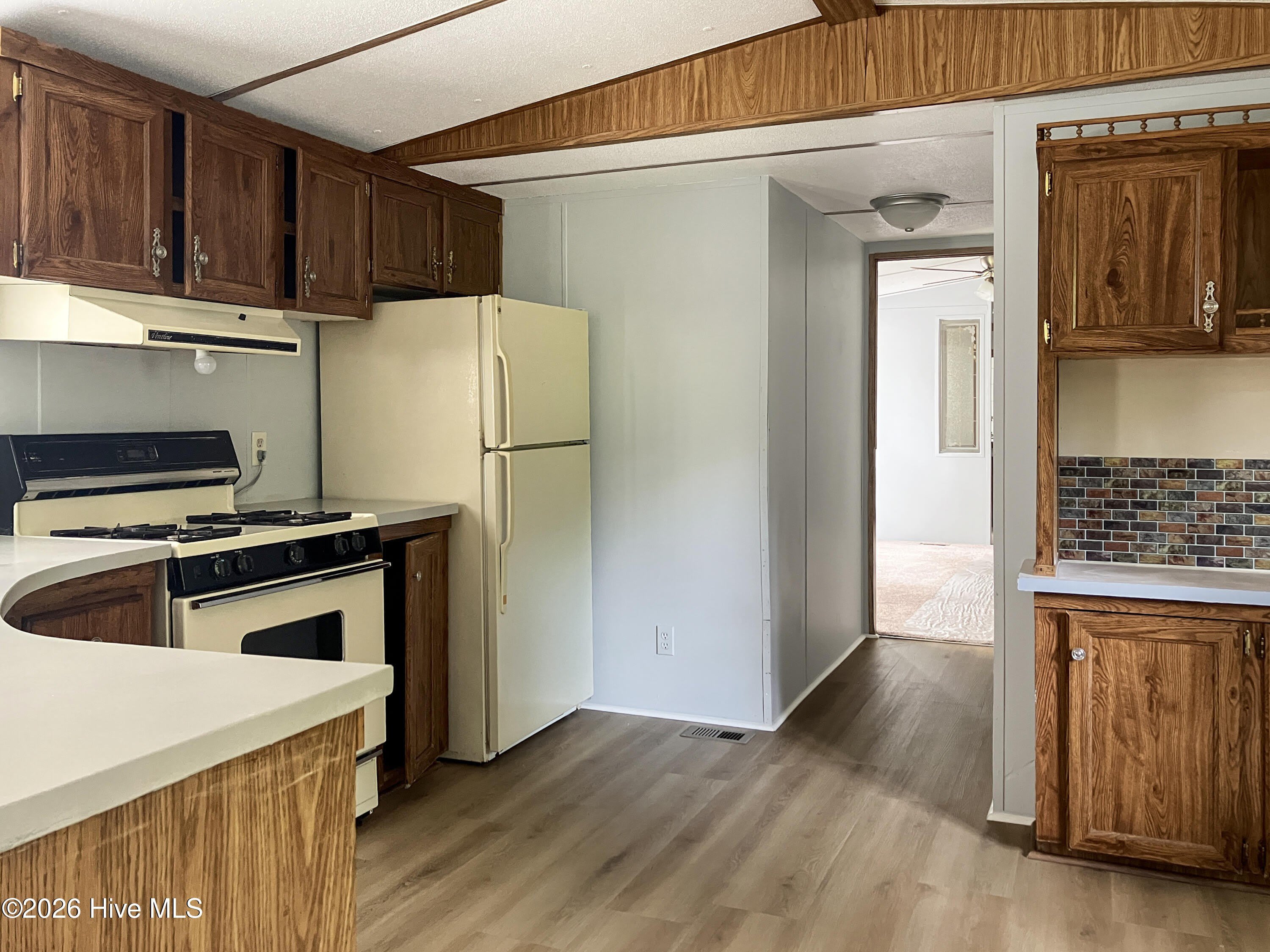 3020 Carswell Drive – photo 4