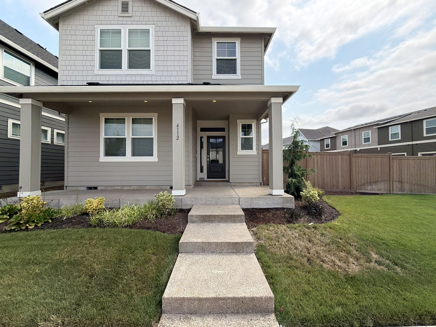 Stunning 4 Bedroom Corner Lot Home With Expansive Backyard In Reeds Crossing – photo 3