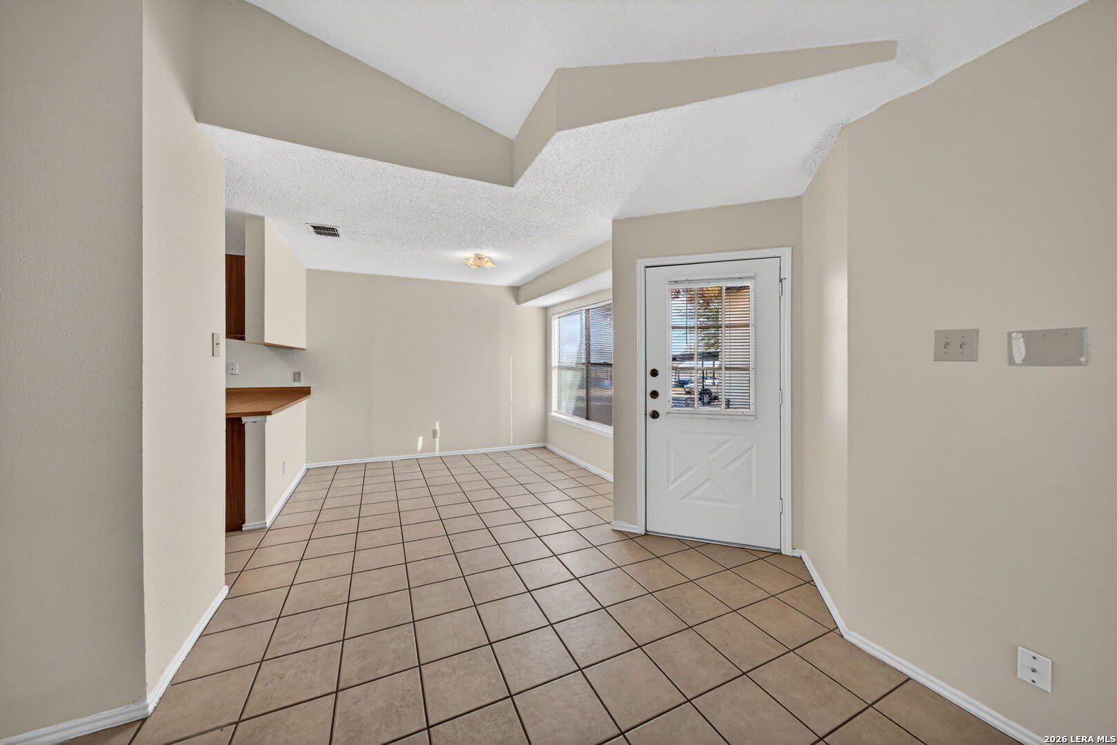 727 Cypressbrook Dr – photo 5