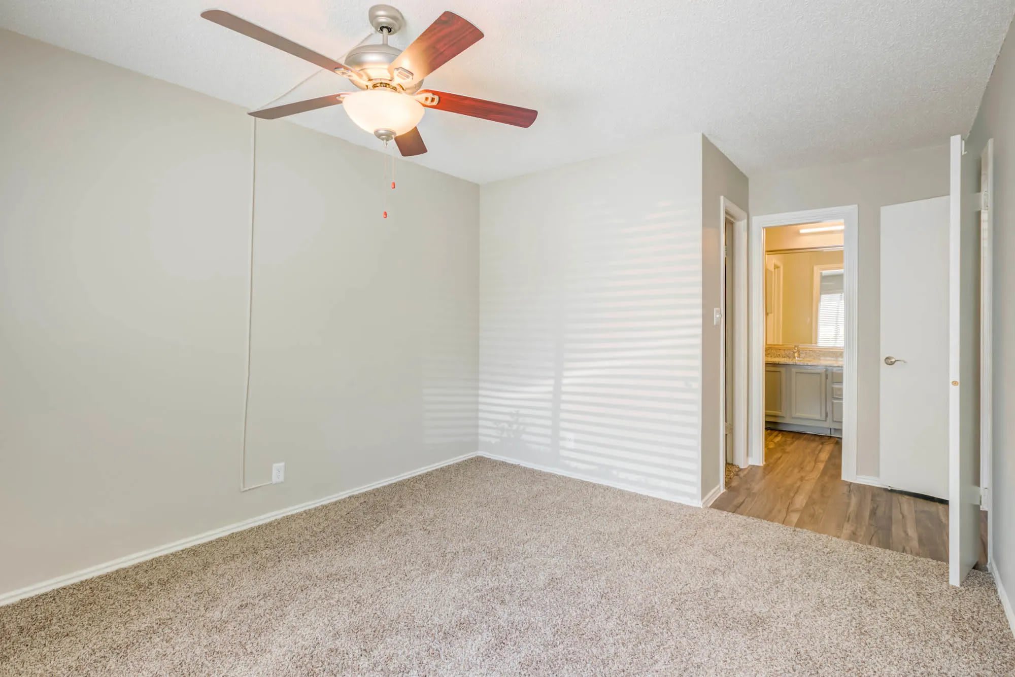 Turtle Creek Vista Apartments – photo 4