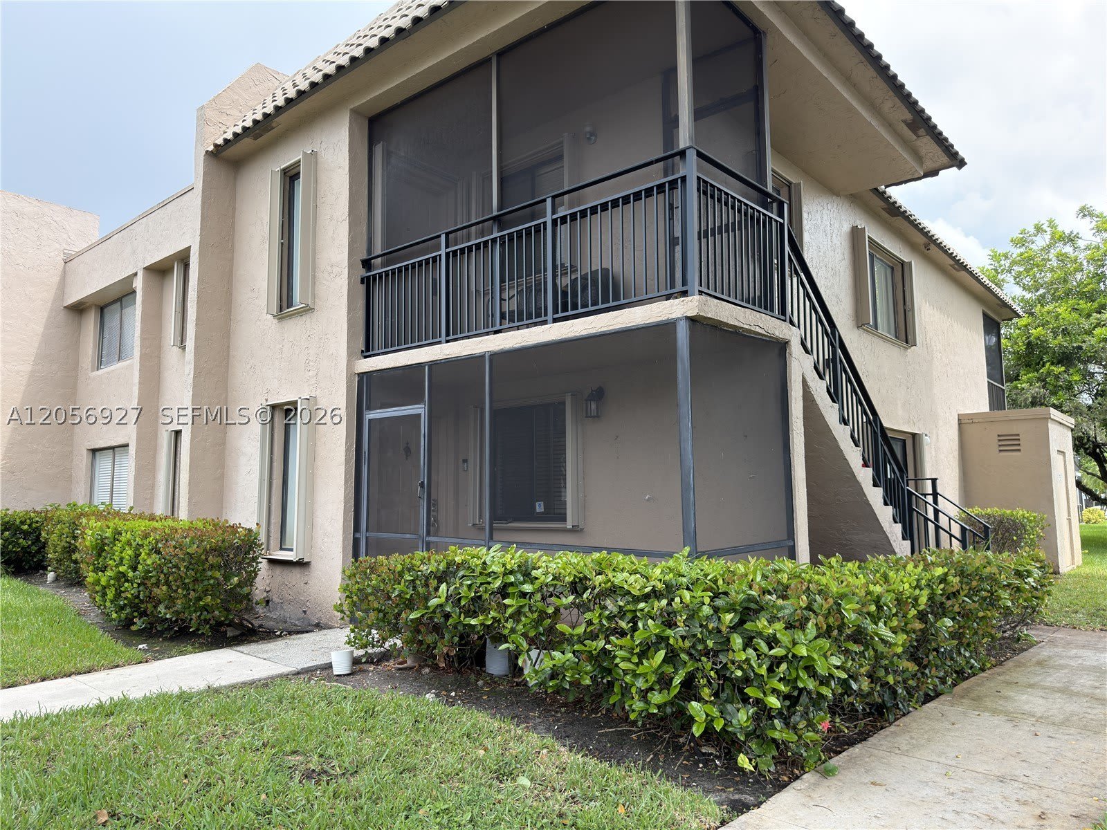 320 Racquet Club Rd – photo 2