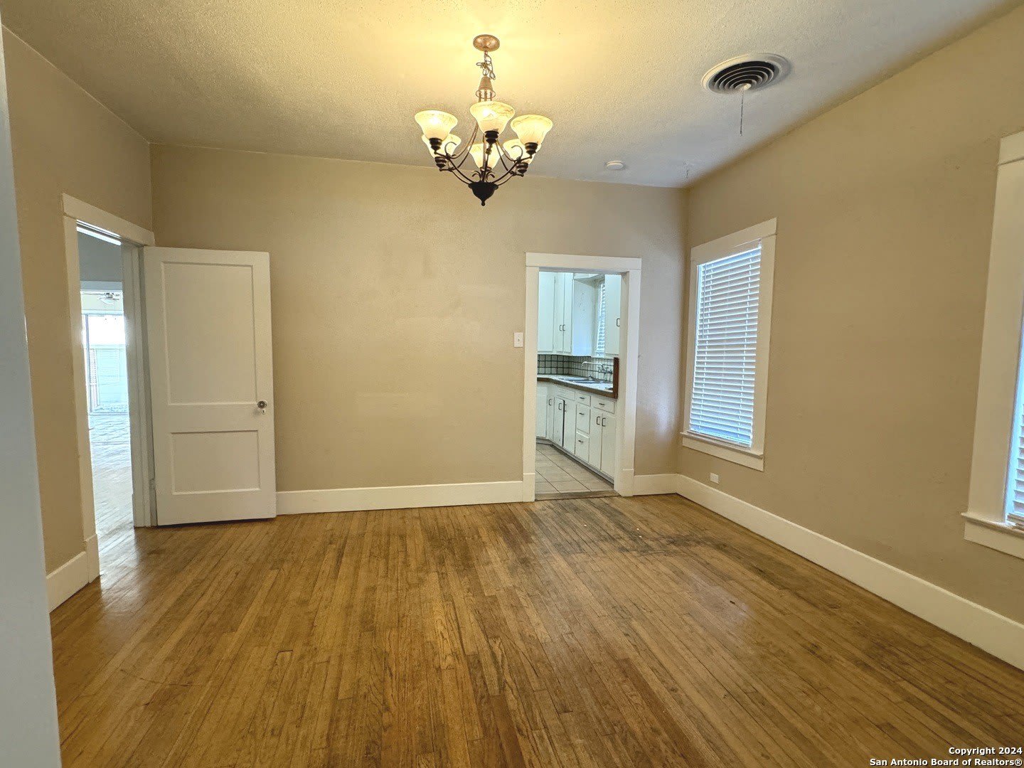 538 W ELSMERE PL – photo 5