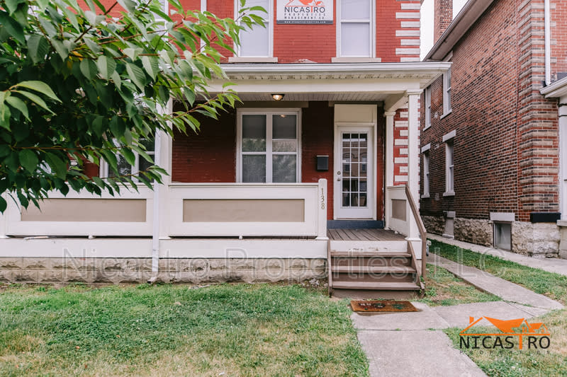 138 E 11th Avenue – photo 2