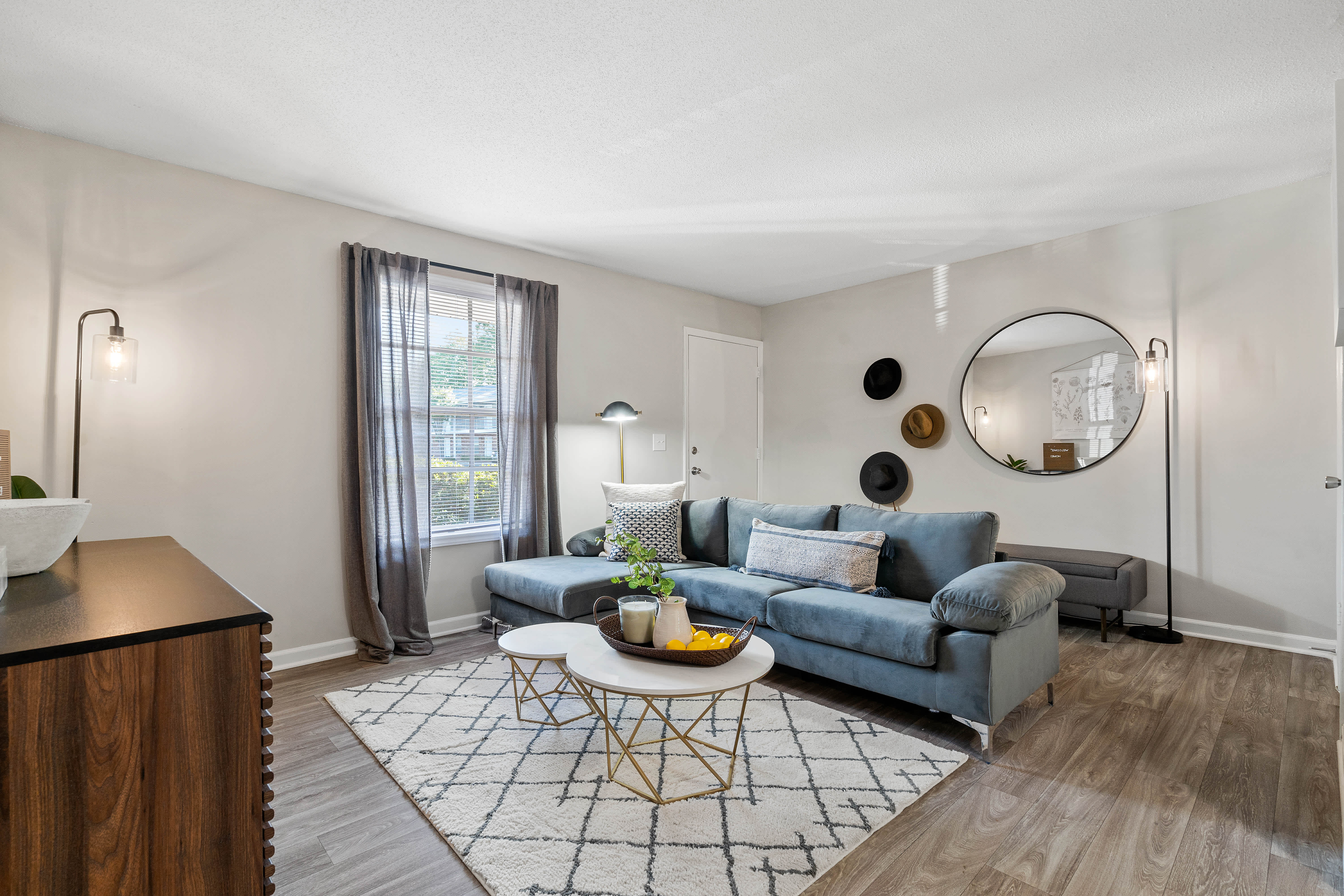 Lofts at Plaza – photo 2
