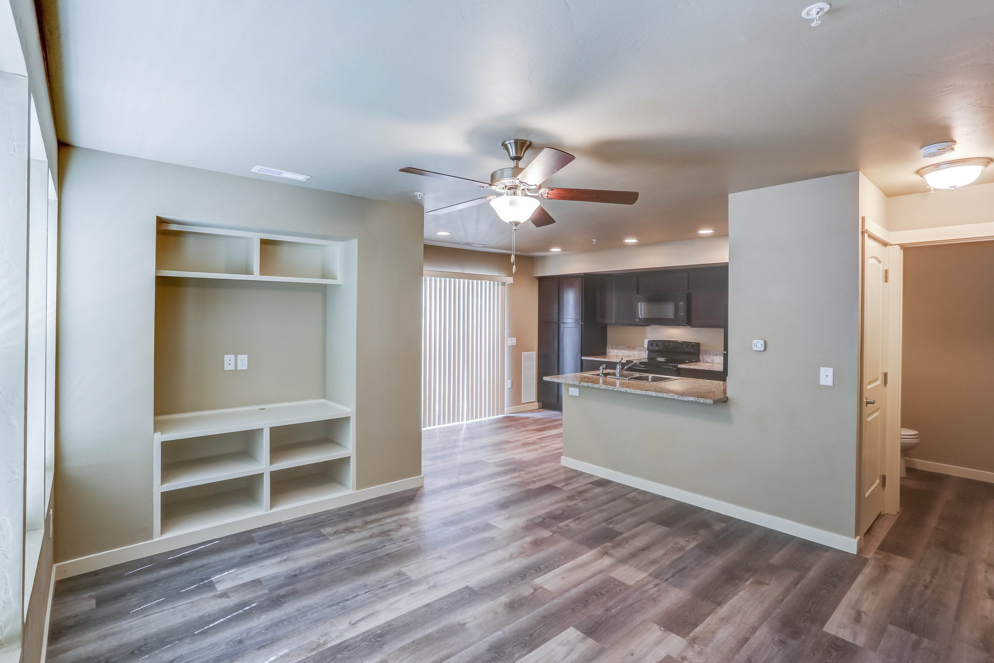 Cedar Park Canyon Falls Townhomes – photo 4