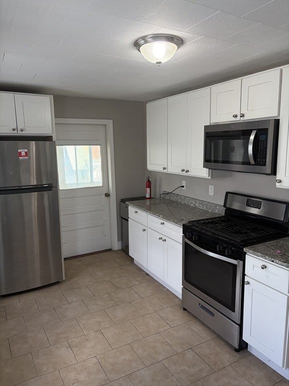 23 Waters Ave – photo 2