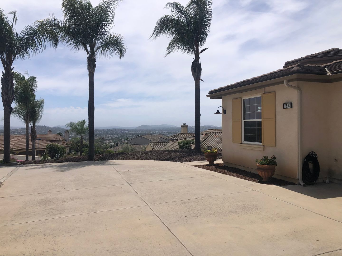 Gorgeous Escondido Home With Amazing View – photo 2