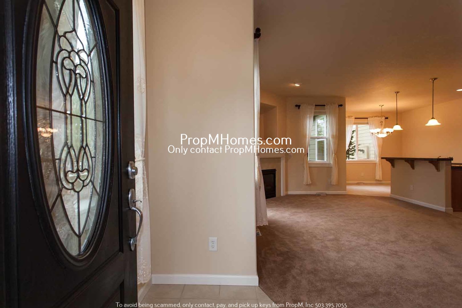 Gorgeous Two Bedroom Townhome In Gresham! In a Gated Community! – photo 2