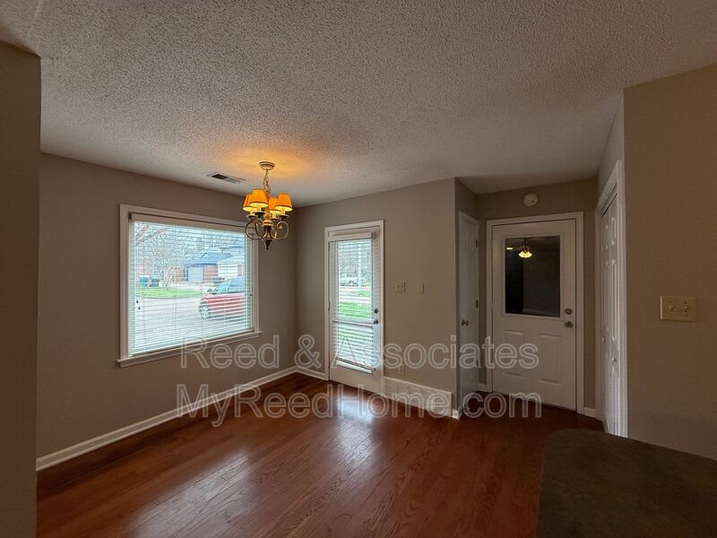 1173 Clear Creek Road – photo 5