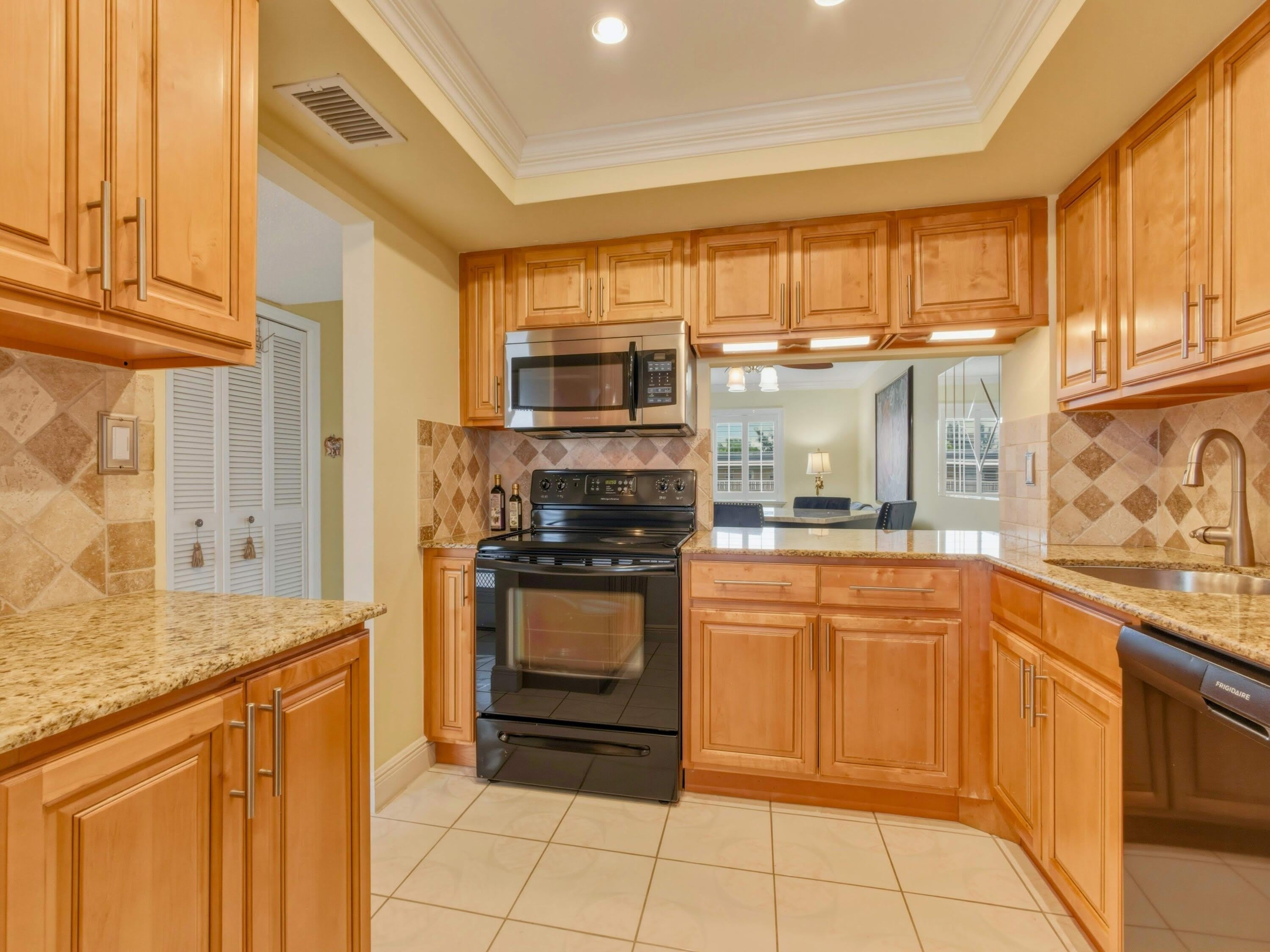 9810 MARINA Boulevard – photo 2