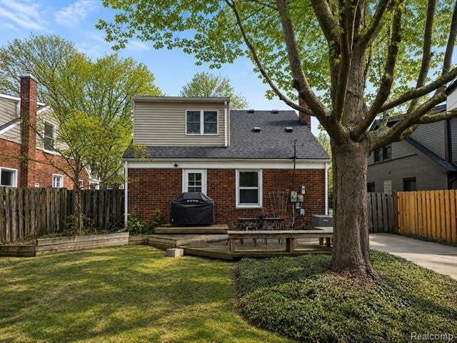 1646 S BATES Street – photo 2