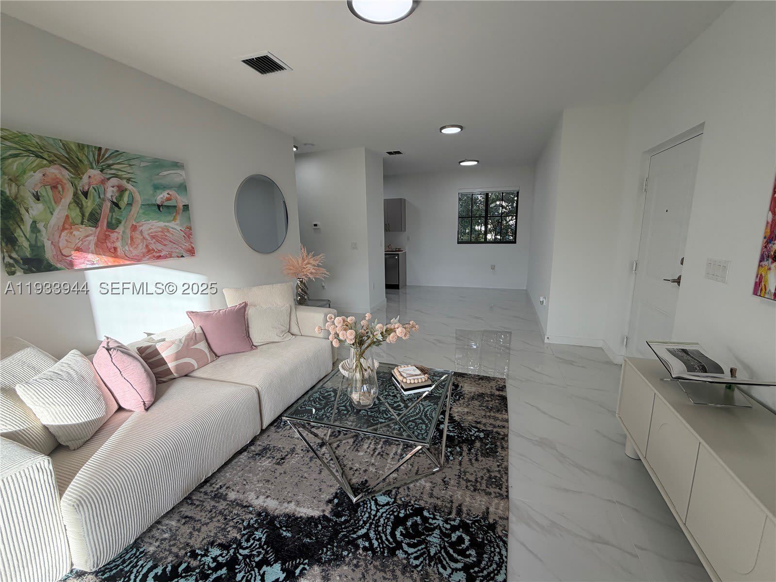 2306 E 4th ave – photo 3