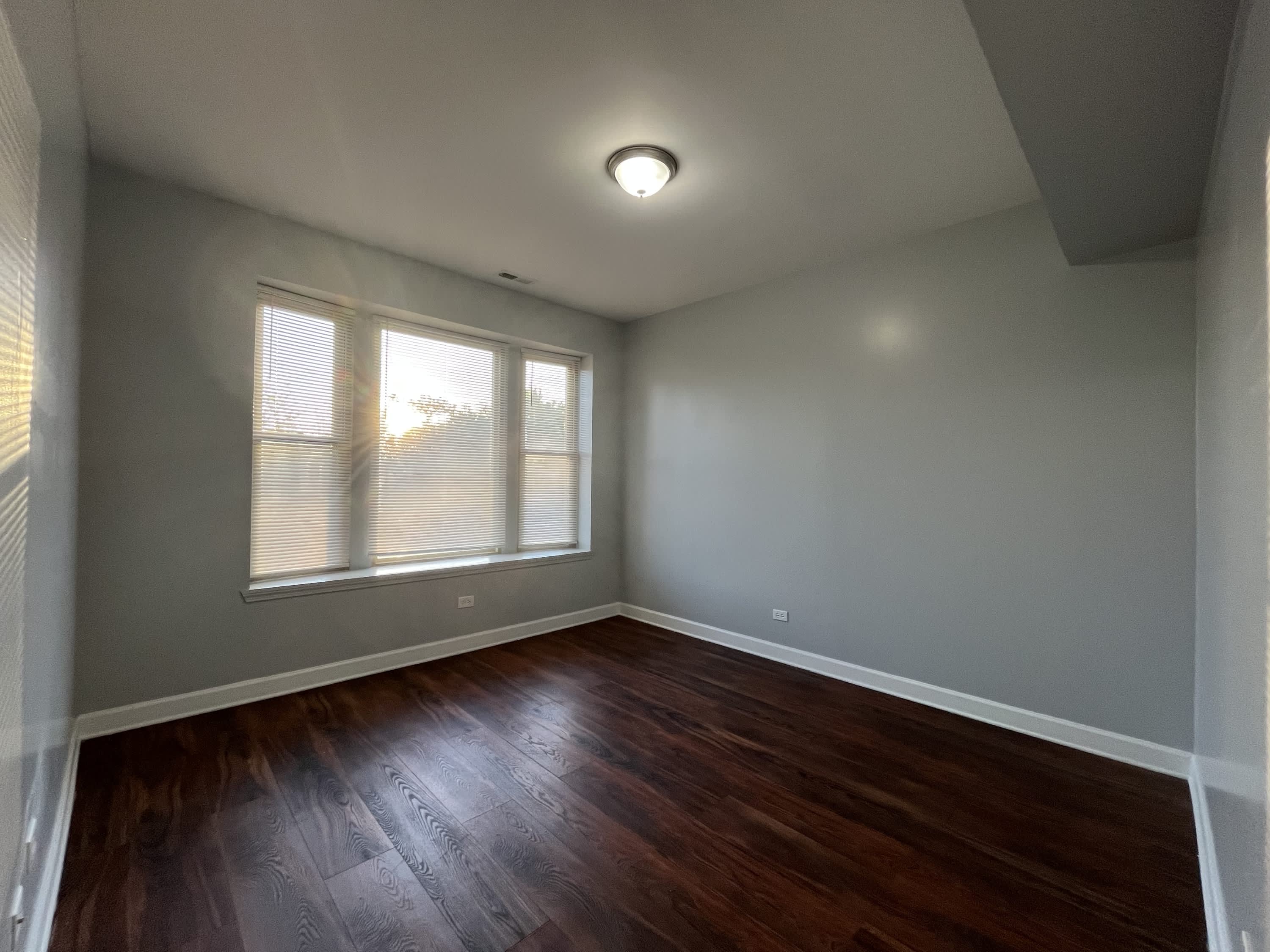 127 N Kostner Avenue – photo 2
