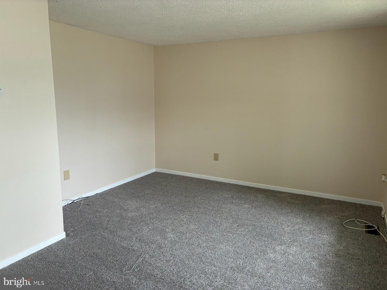 1537 VIOLET Drive – photo 2