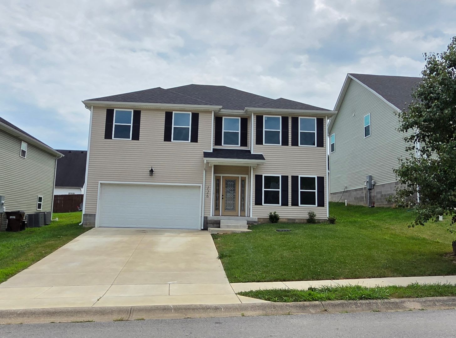 126 Alumni Drive – photo 1