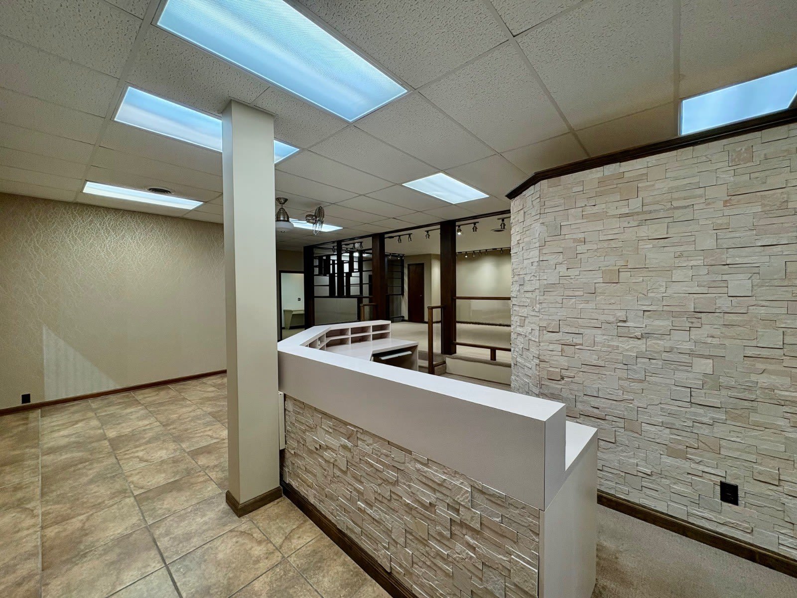 1207 W Main St. – photo 4