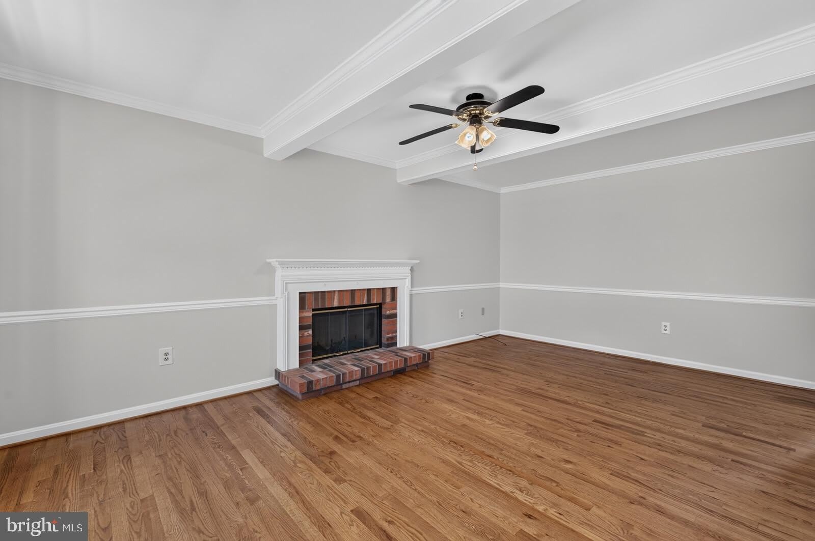 811 Chatsworth Drive – photo 3