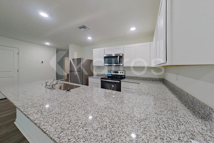 2306 Northwest 20th Place – photo 3