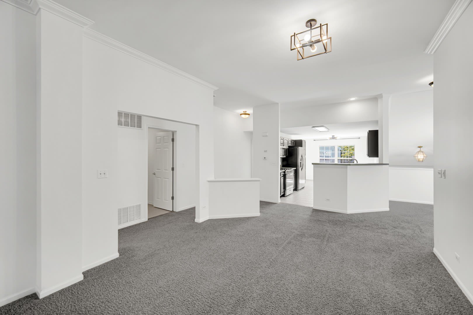 2290 Scott Lane – photo 5
