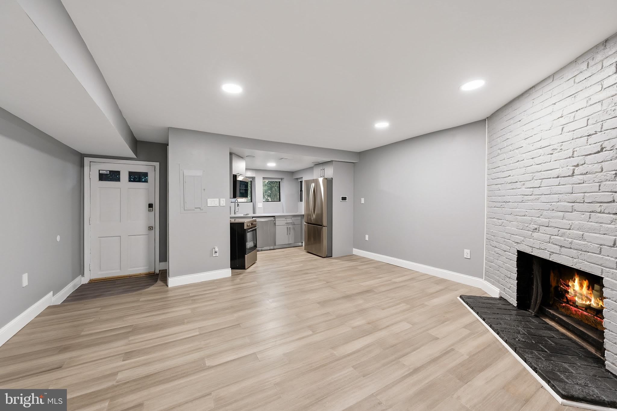 313 F Street NE – photo 5