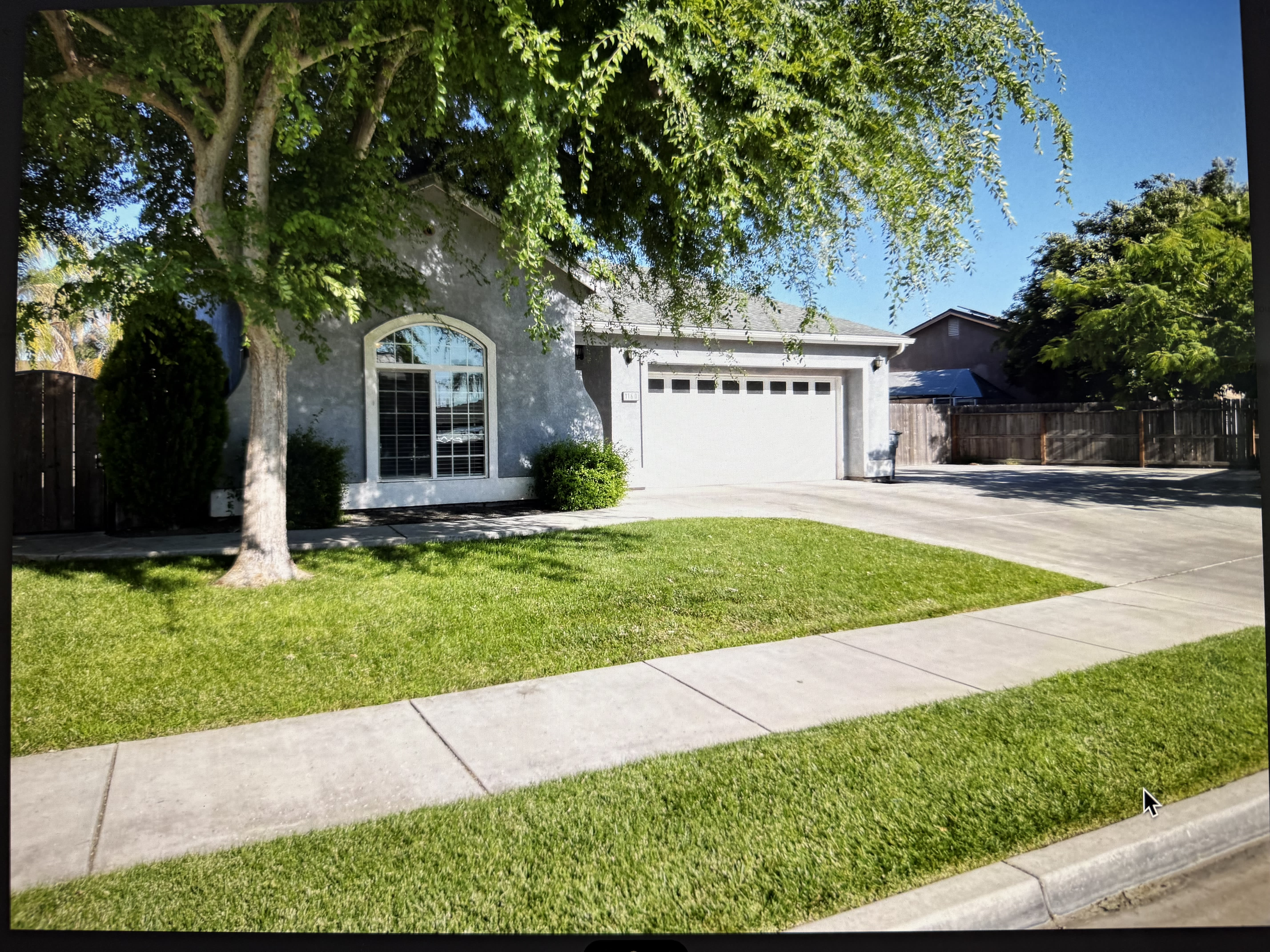 1160 Hamlin Way – photo 1
