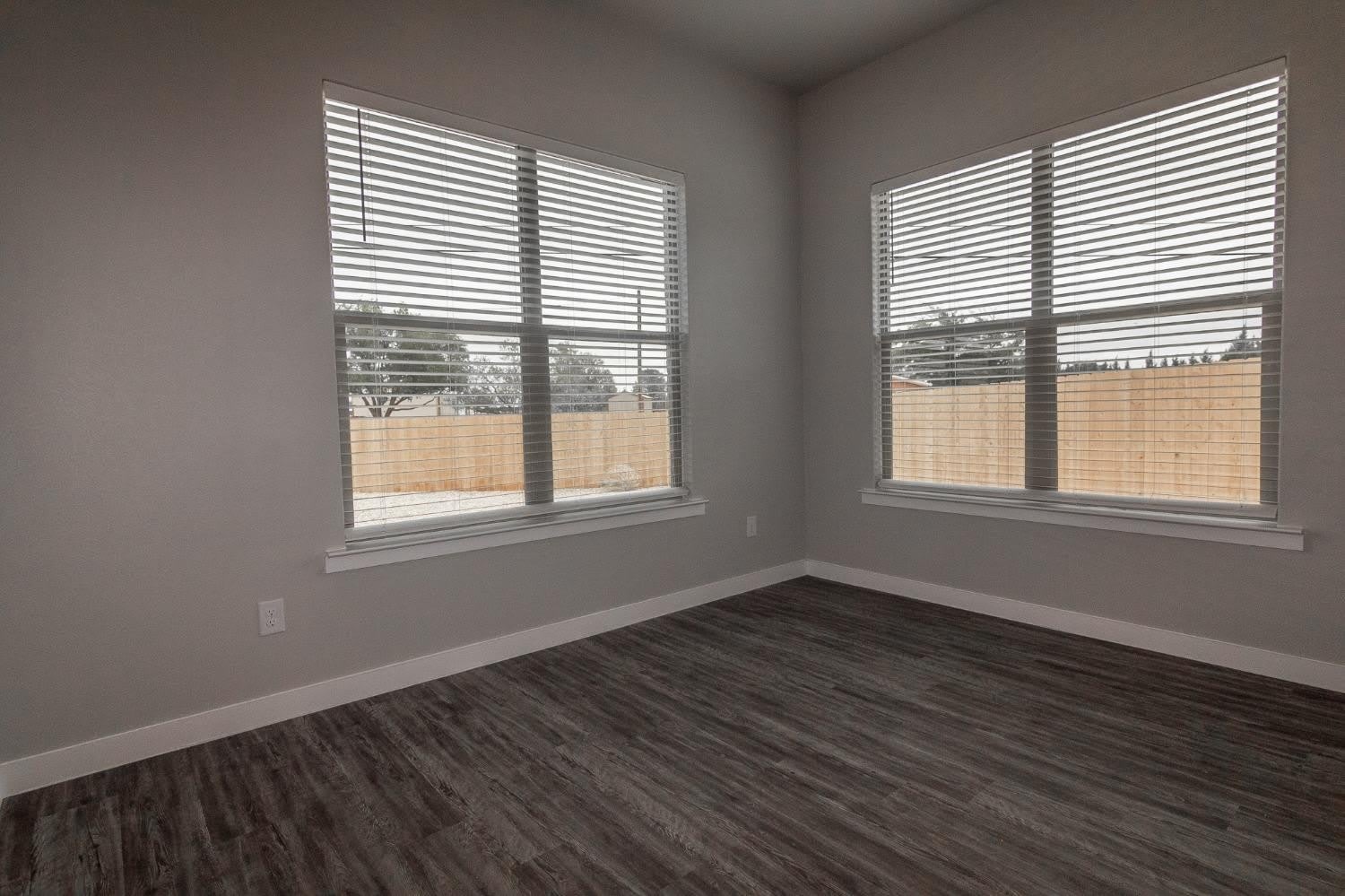 8910 20th Street – photo 4